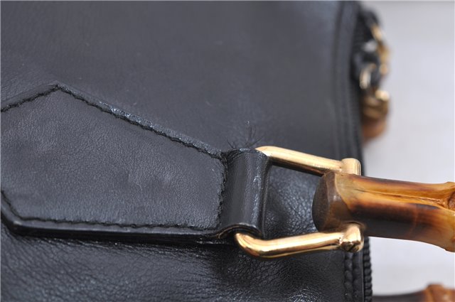 Authentic GUCCI Vintage Bamboo Hand Shoulder Bag Leather Black 1910D