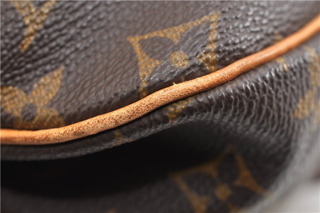 Authentic Louis Vuitton Monogram Saumur 30 Shoulder Cross Bag M42256 LV 1910G