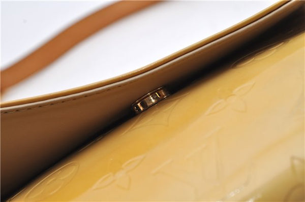 Auth Louis Vuitton Vernis Thompson Street Shoulder Bag Yellow M91008 LV 1911G