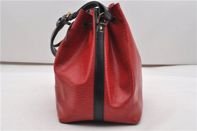 Authentic Louis Vuitton Epi Petit Noe Bi-color Black x Red Drawstring Bag 1916G