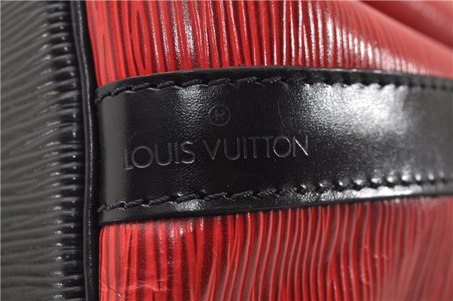 Authentic Louis Vuitton Epi Petit Noe Bi-color Black x Red Drawstring Bag 1916G