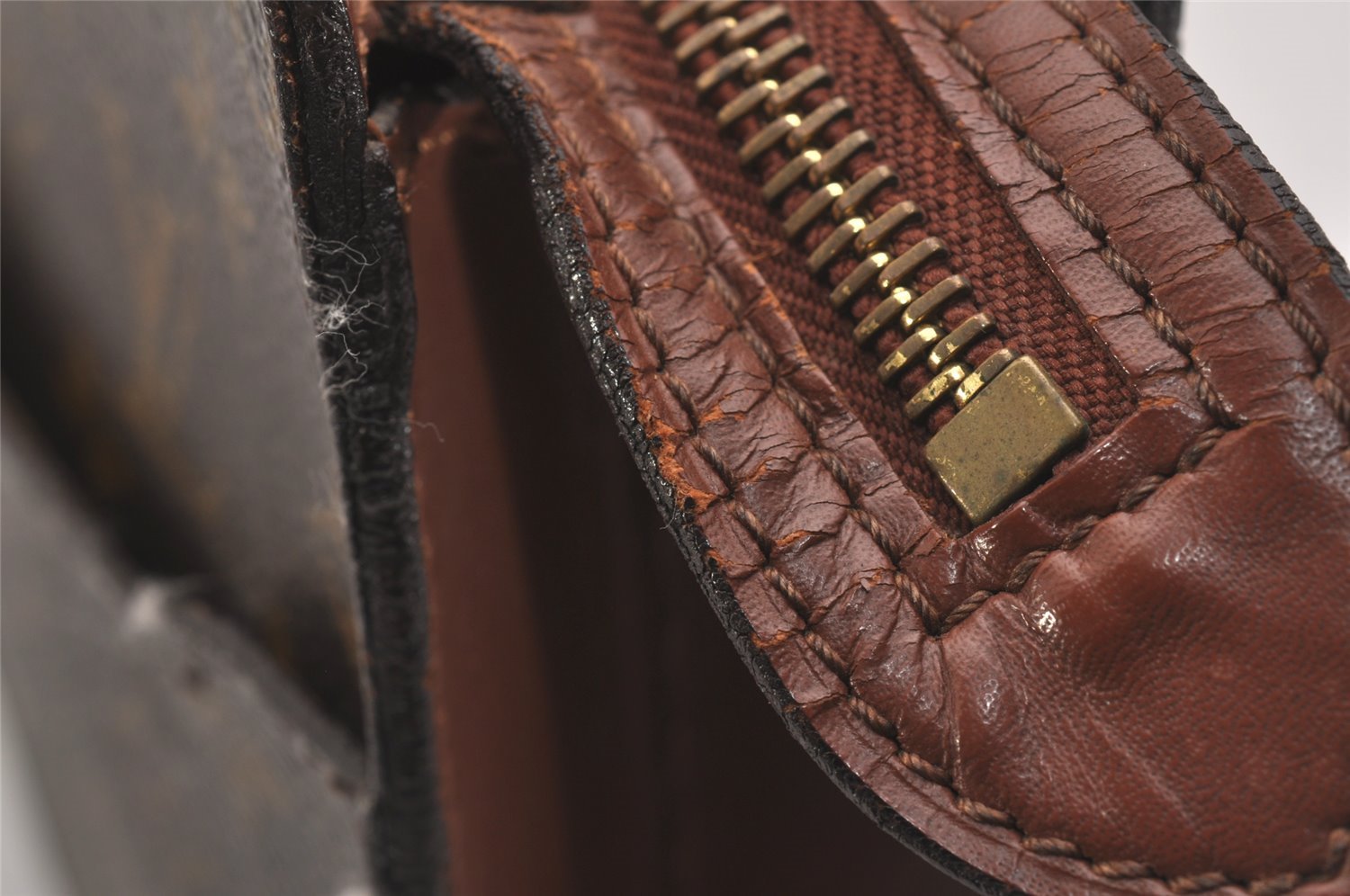 Authentic Louis Vuitton Monogram Pochette Homme Clutch Hand Bag M51795 LV 1916I