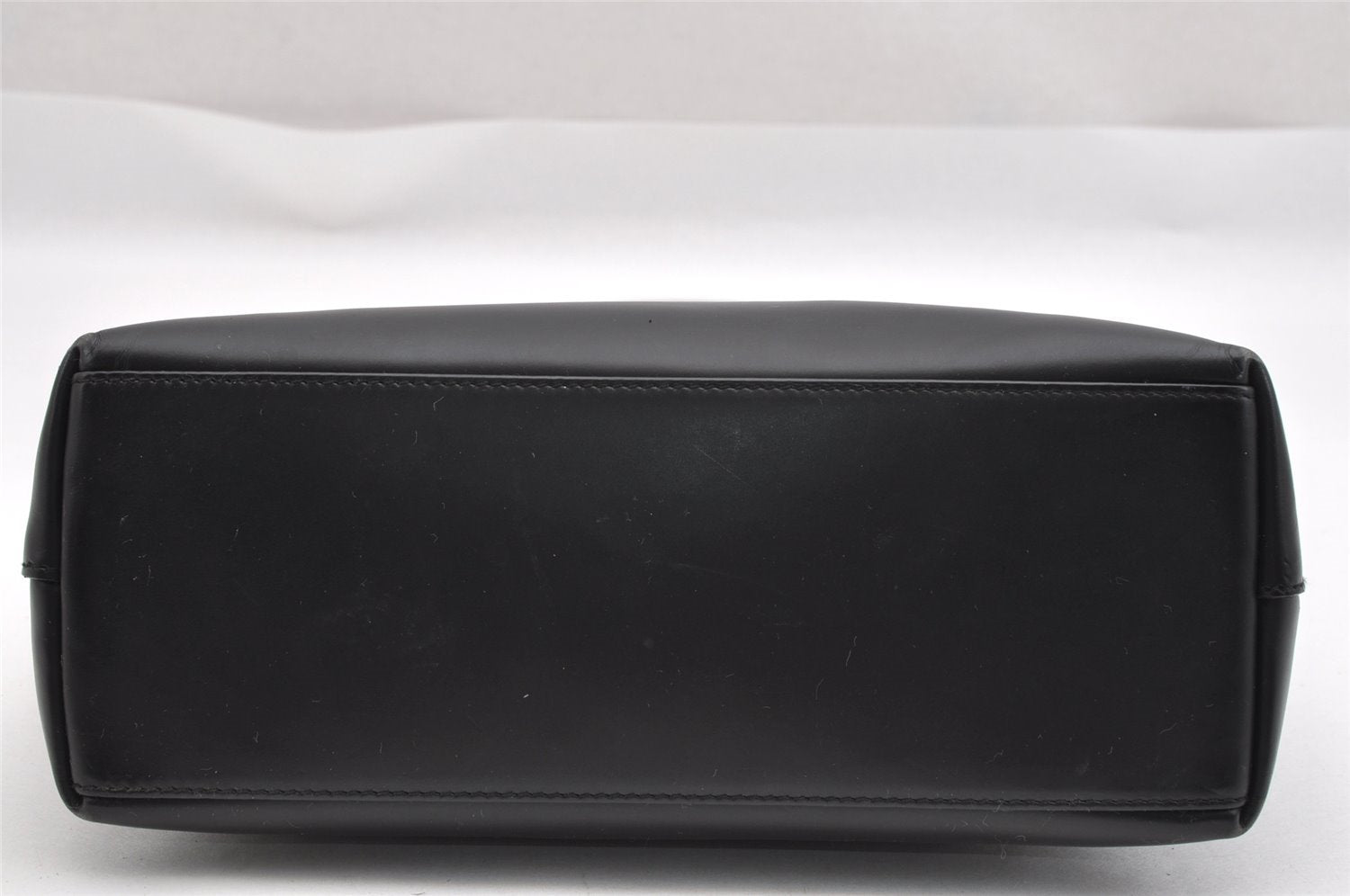 Authentic GUCCI Vintage Shoulder Hand Bag Purse Leather Black 1923I