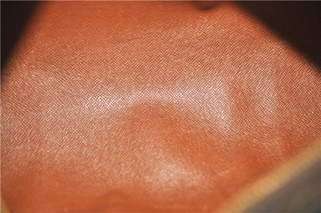 Authentic Louis Vuitton Monogram Papillon 26 Hand Bag Old Model LV 1936G