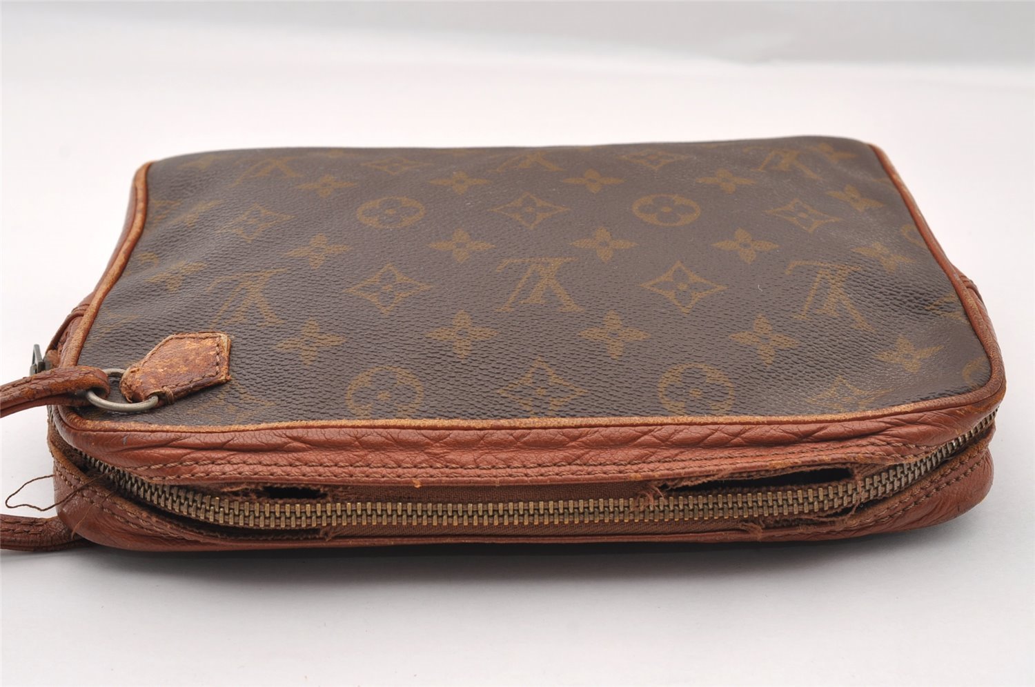 Authentic Louis Vuitton Monogram Pochette Sport Clutch Bag Old Model Junk 1951I