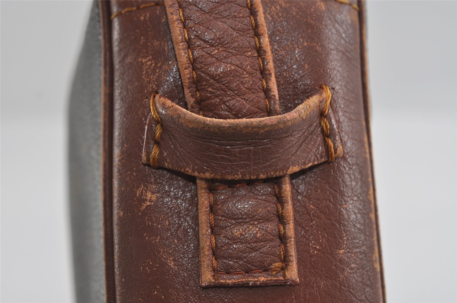 Authentic Louis Vuitton Monogram Sac Bandouliere 30 Shoulder Bag Old Model 1952I