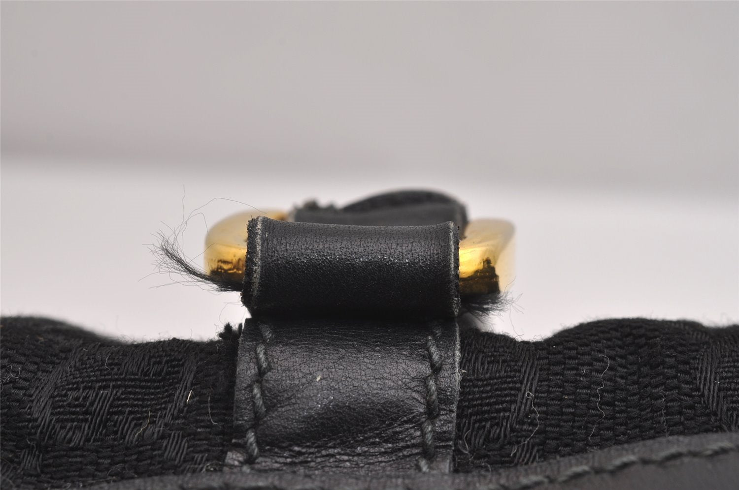 Authentic GUCCI Vintage Hand Boston Bag GG Canvas Leather Black 1957I