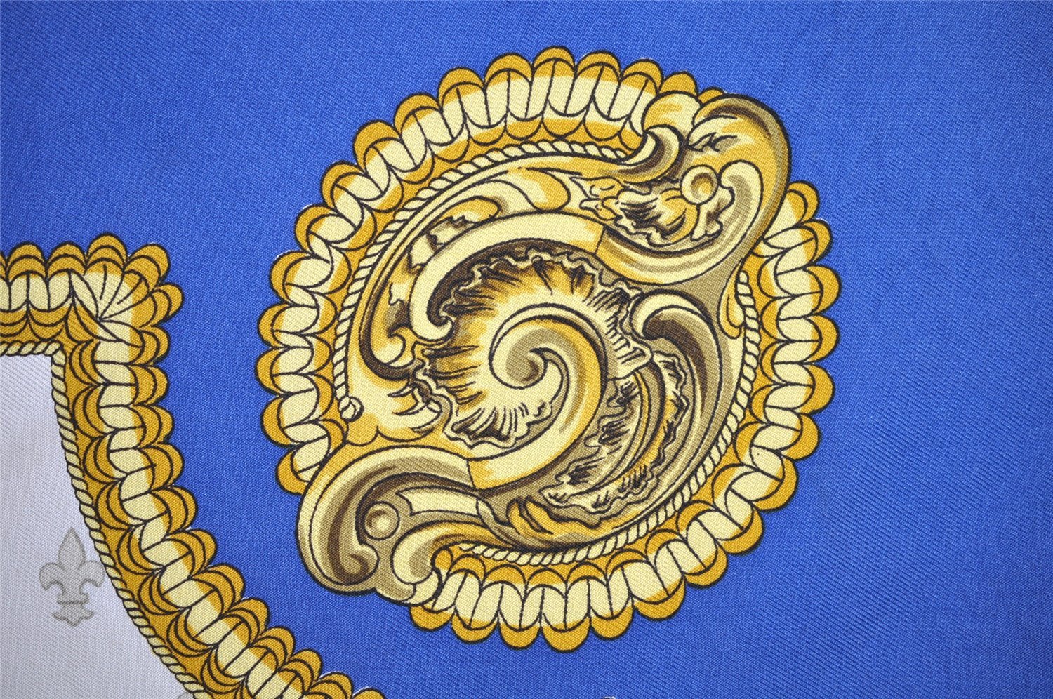 Authentic HERMES Carre 90 Scarf 