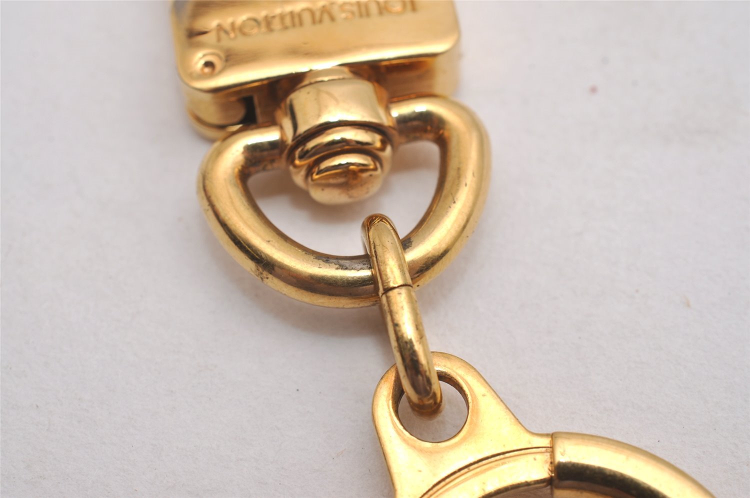 Authentic Louis Vuitton Charm Key Chain Anokre Gold M62698 LV 1959I