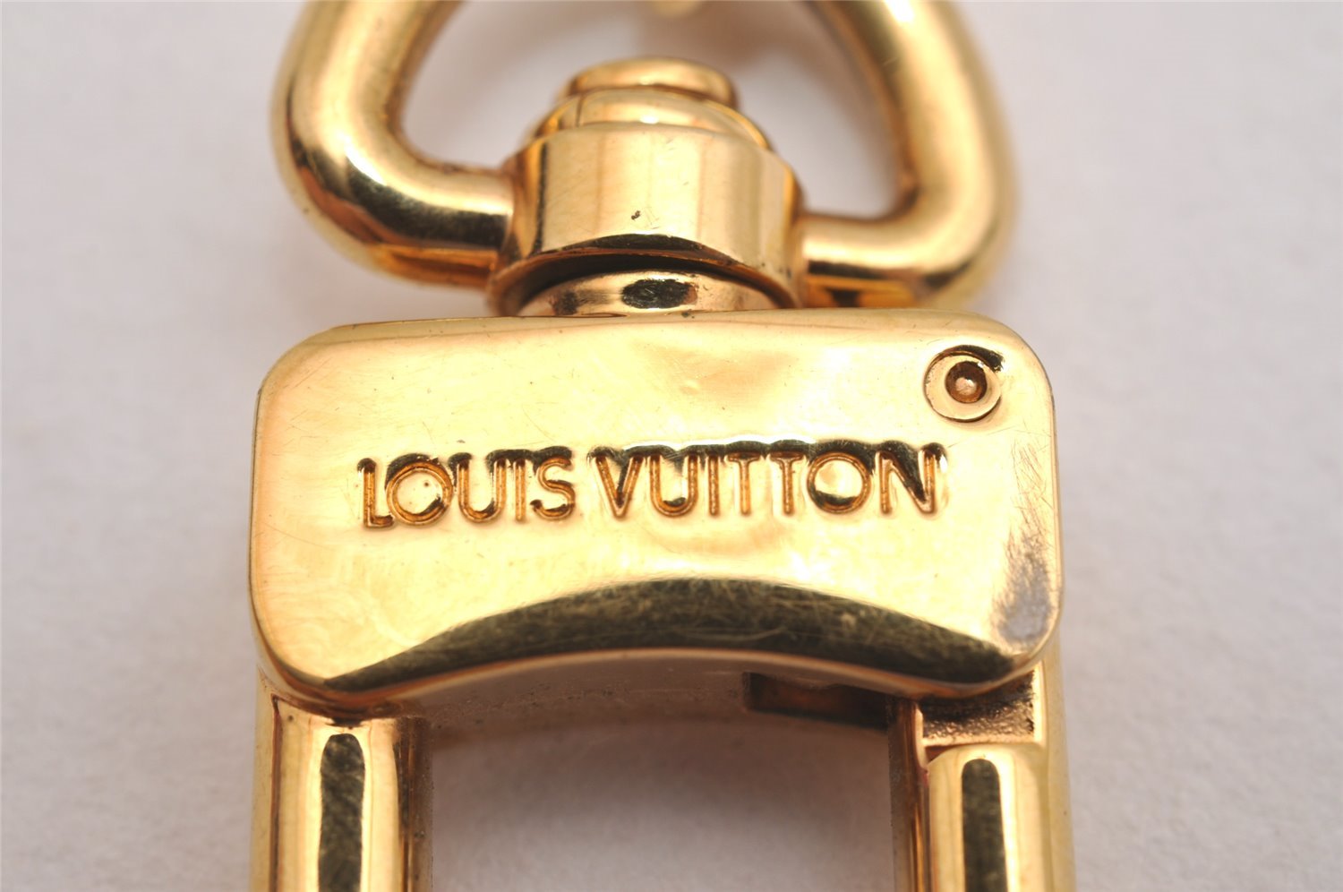 Authentic Louis Vuitton Charm Key Chain Anokre Gold M62698 LV 1959I