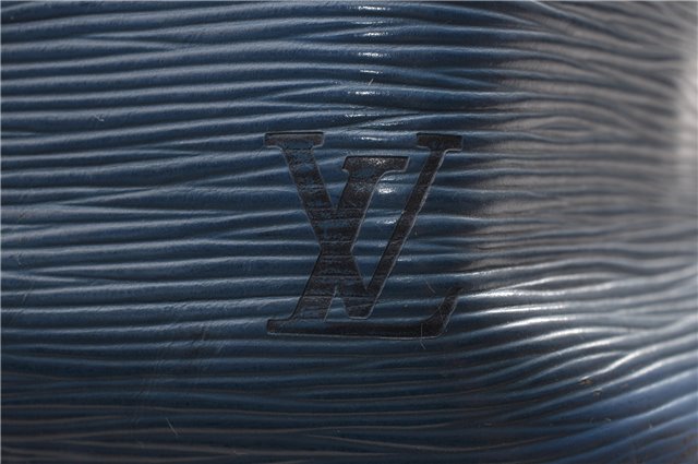 Authentic Louis Vuitton Epi Petit Noe Shoulder Drawstring Bag M44105 Blue 1964G