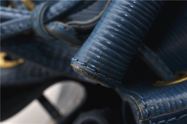 Authentic Louis Vuitton Epi Petit Noe Shoulder Drawstring Bag M44105 Blue 1964G