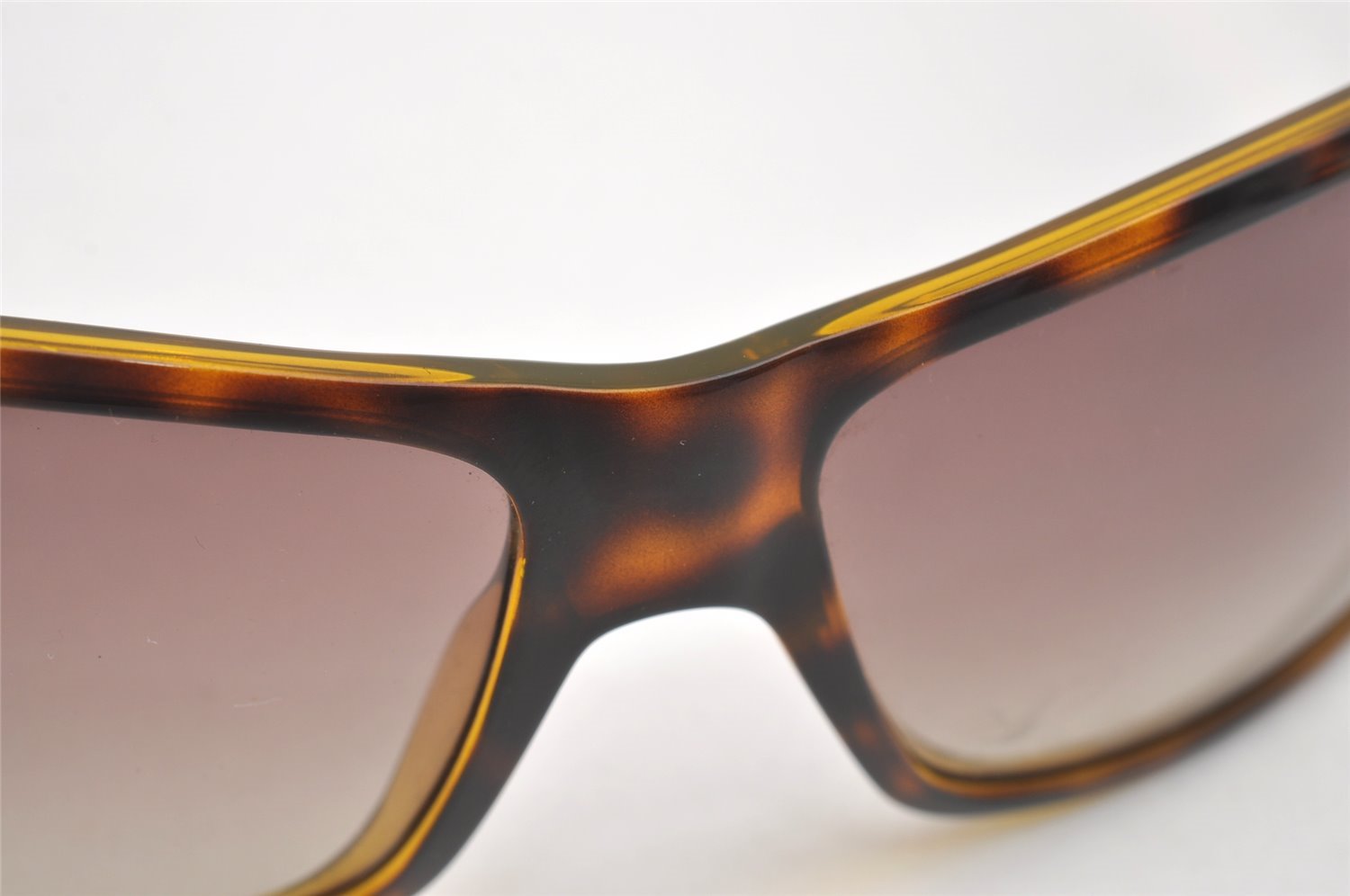 Authentic GUCCI Sunglasses Tortoise Shell GG 1626/S Plastic Brown Box 1965I