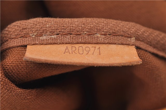 Authentic Louis Vuitton Monogram Saumur 35 Shoulder Cross Bag M42254 LV 1968G