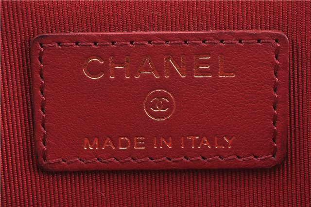 Authentic CHANEL Caviar Skin Matelasse Coin Purse Wallet CC Logo Red 1981G