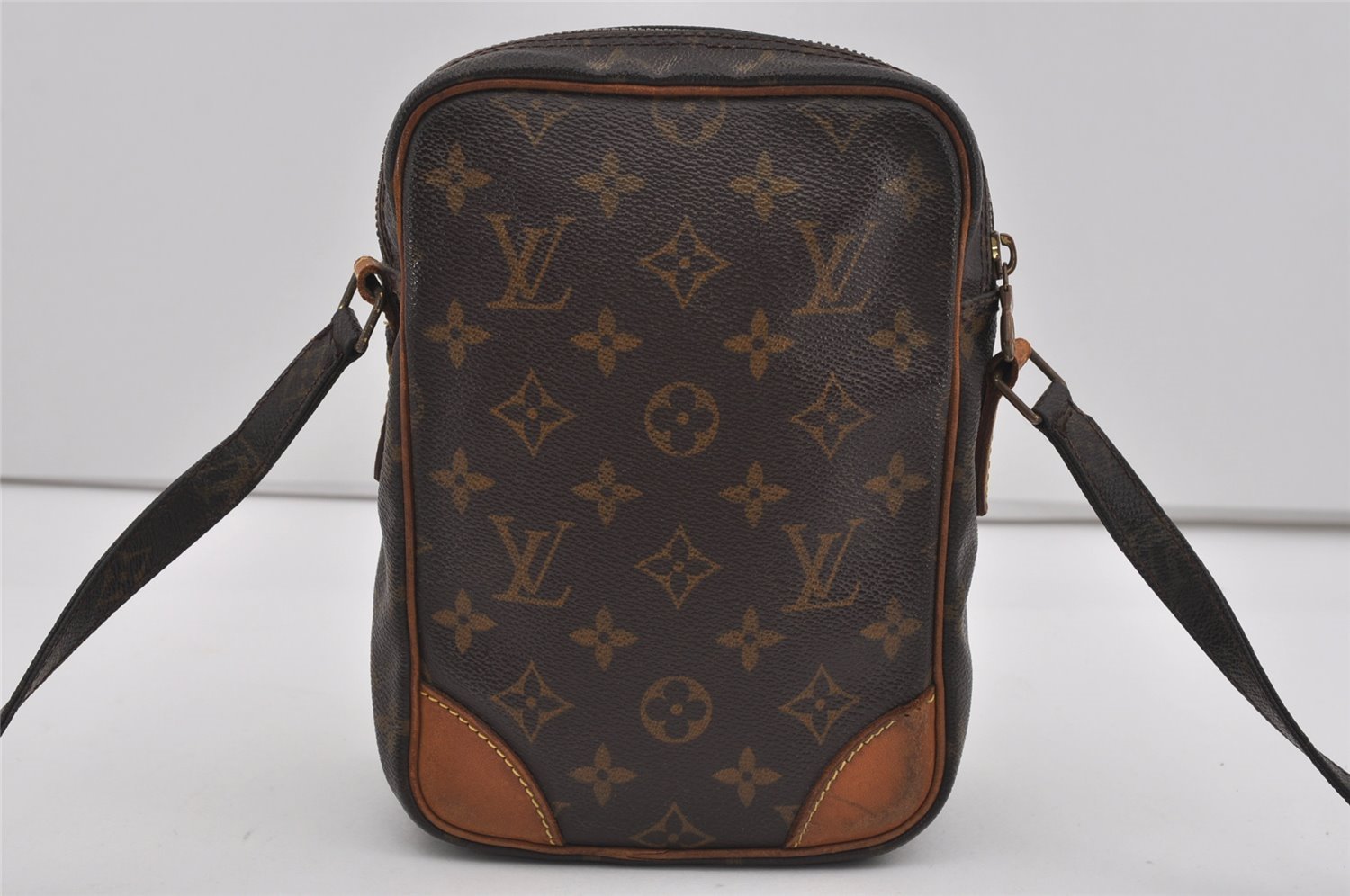 Authentic Louis Vuitton Monogram Amazone Shoulder Cross Body Bag M45236 LV 1999I