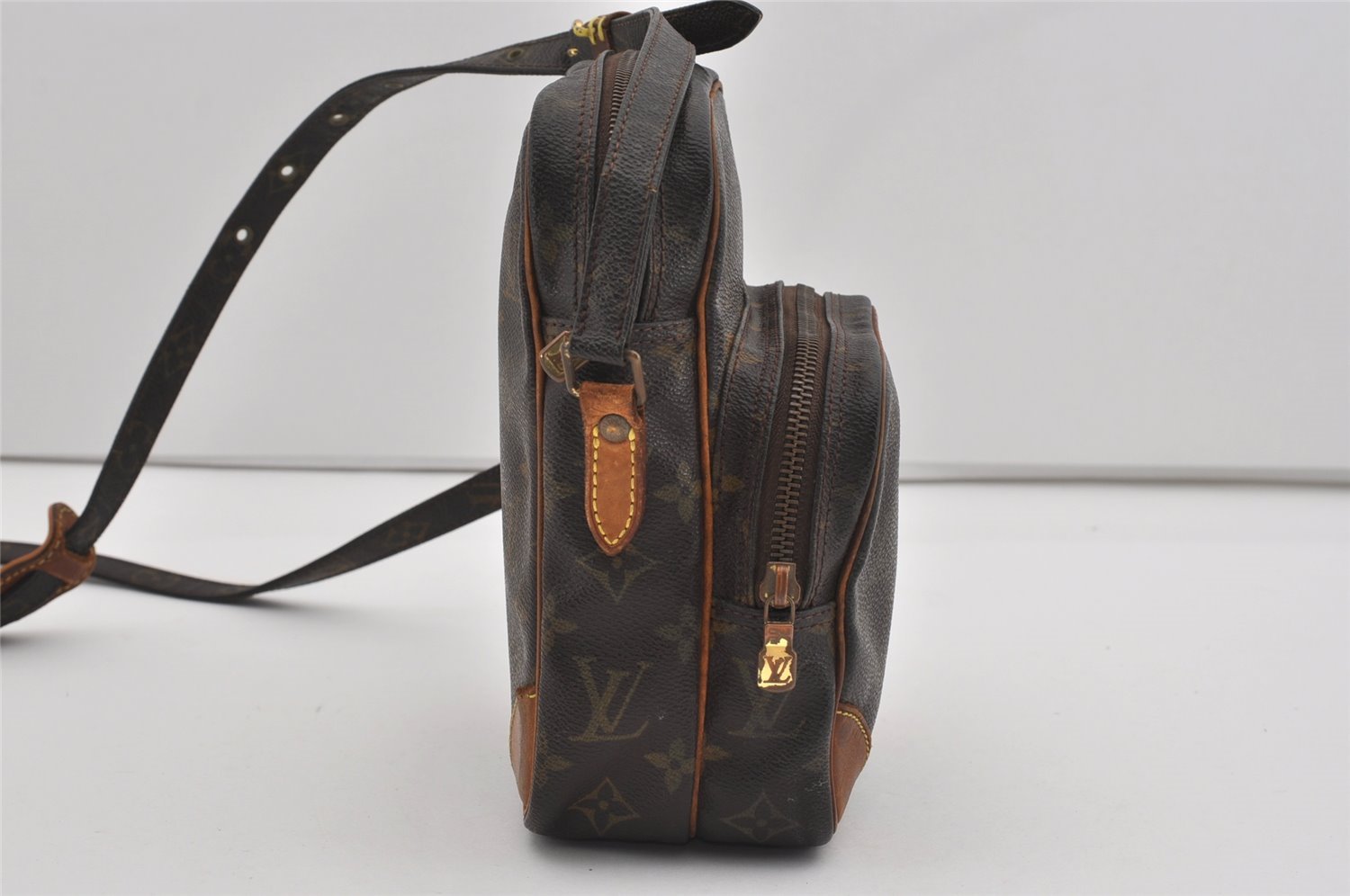 Authentic Louis Vuitton Monogram Amazone Shoulder Cross Body Bag M45236 LV 1999I