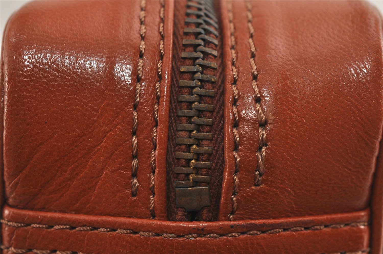 Authentic Louis Vuitton Monogram Sac Bandouliere 30 Shoulder Bag Old Model 2004I