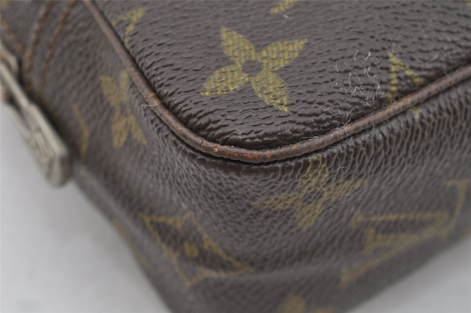 Auth Louis Vuitton Monogram Trousse Toilette 23 Clutch Hand Bag M47524 LV 2008I