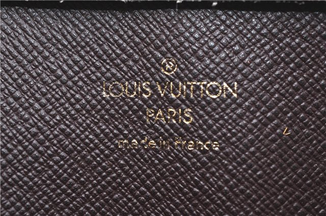 Authentic Louis Vuitton Taiga Baikal Clutch Bag Purple M30186 LV Junk 2011D