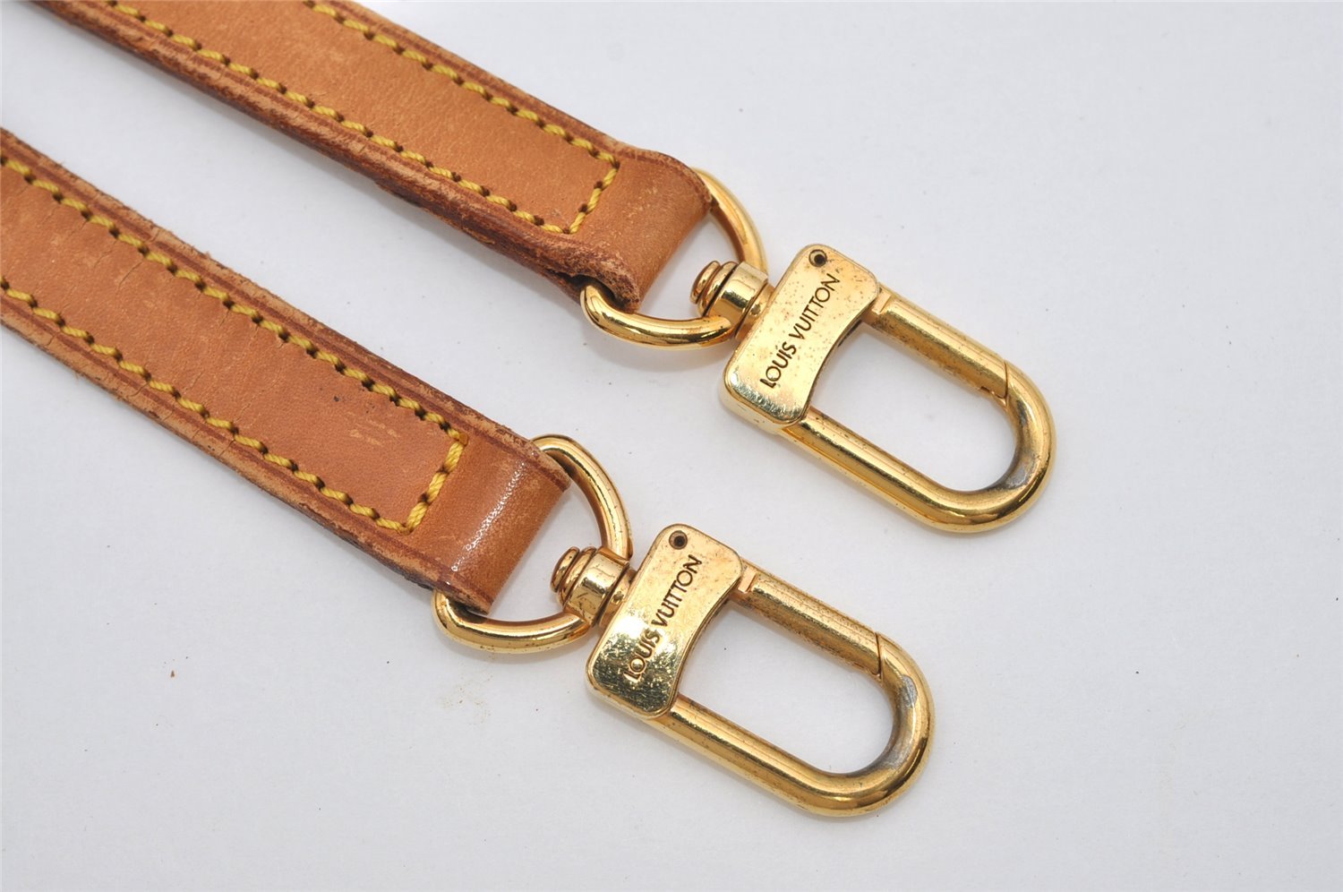 Authentic Louis Vuitton Leather Shoulder Strap Beige 50.8