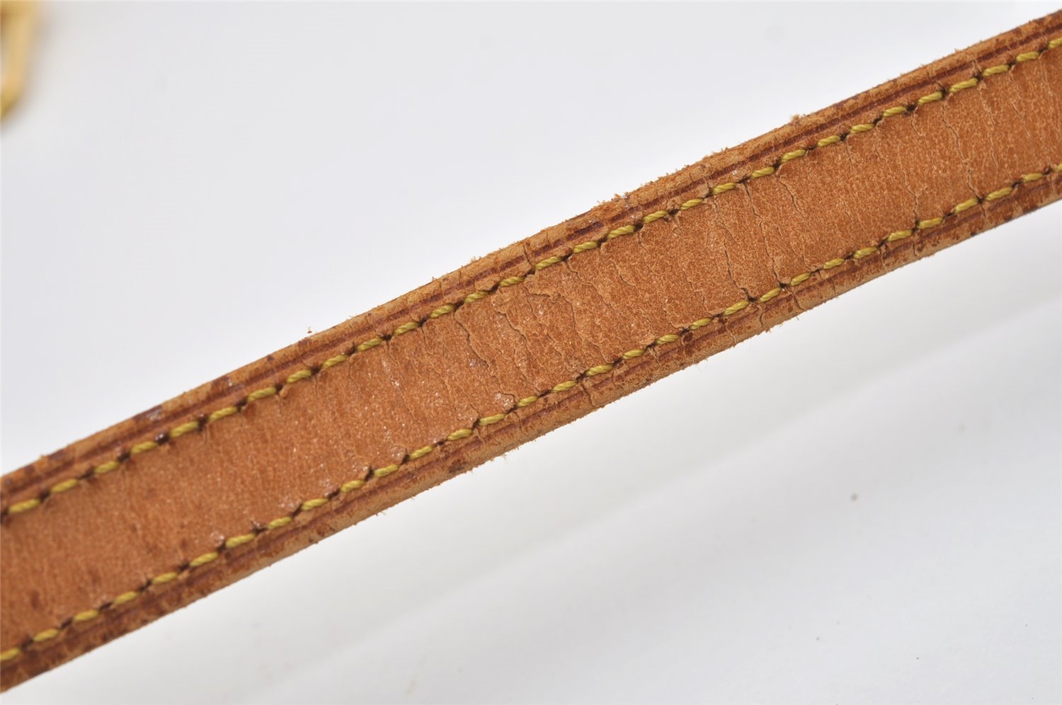 Authentic Louis Vuitton Leather Shoulder Strap Beige 50.8