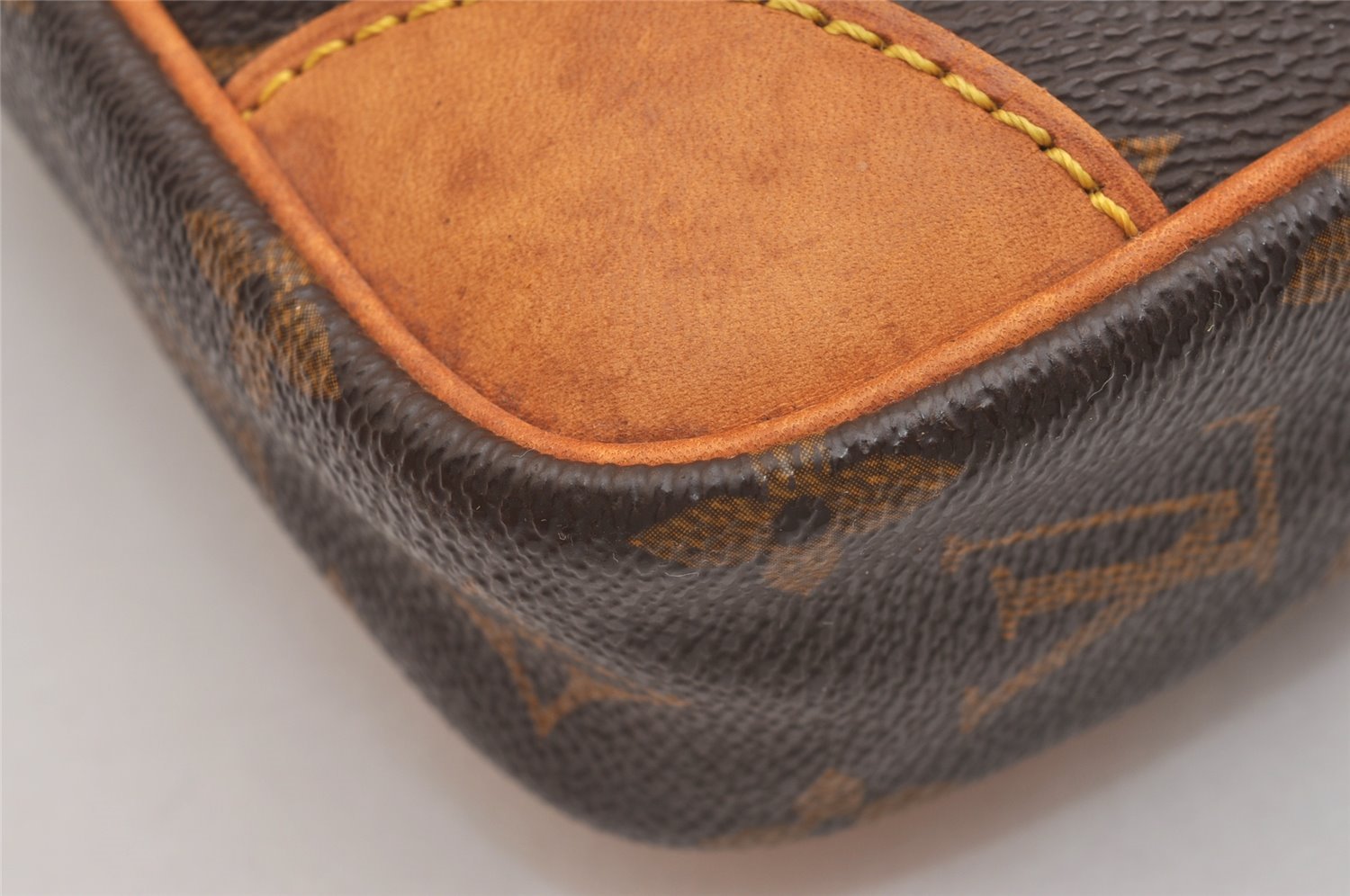 Authentic Louis Vuitton Monogram Danube Shoulder Cross Body Bag M45266 LV 2018I