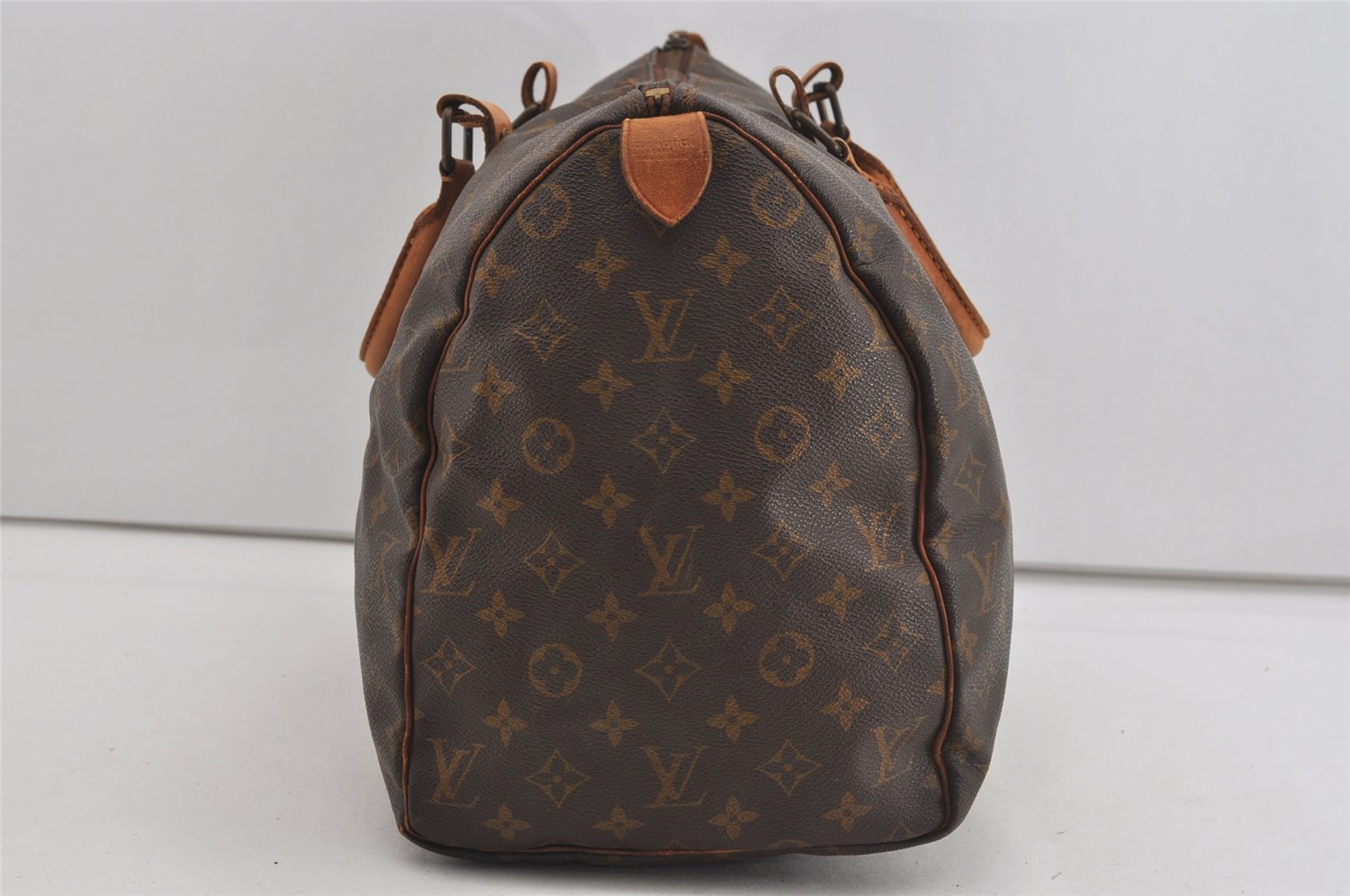 Authentic Louis Vuitton Monogram Keepall 45 Travel Boston Bag Old Model LV 2022I