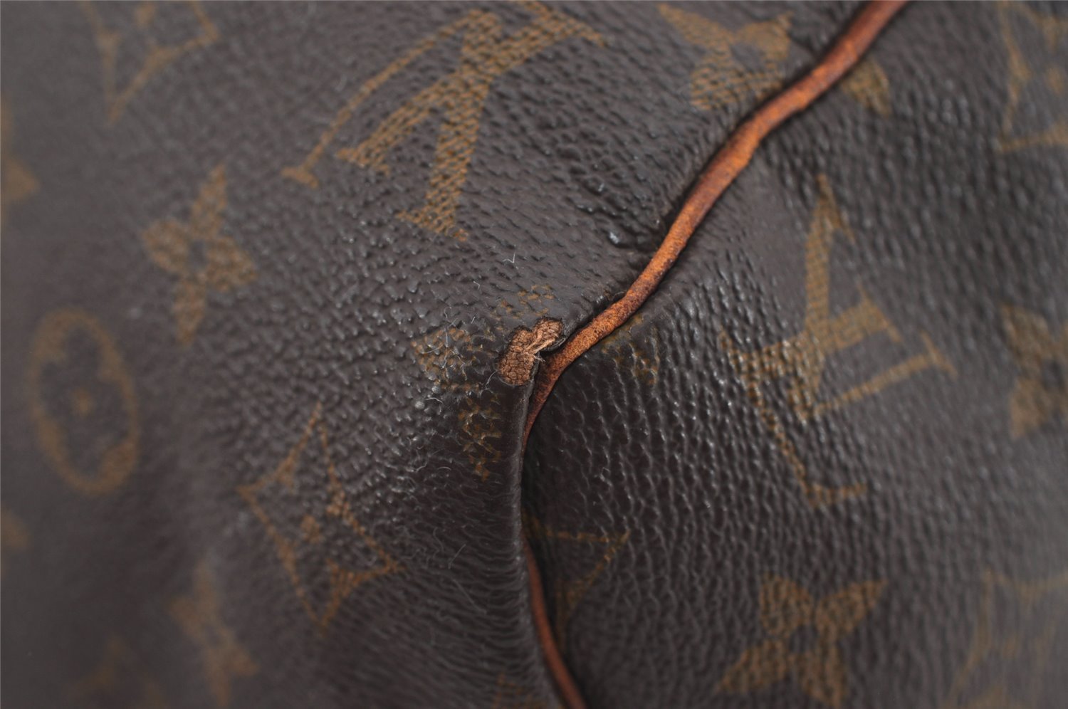 Authentic Louis Vuitton Monogram Keepall 45 Travel Boston Bag Old Model LV 2022I