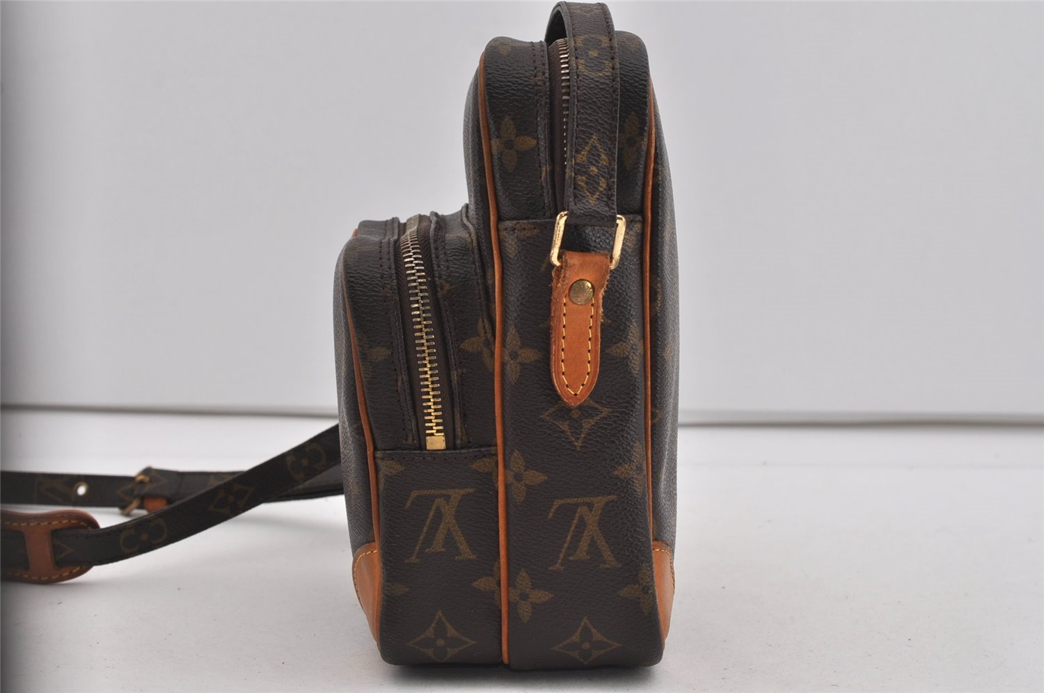 Authentic Louis Vuitton Monogram Amazone Shoulder Cross Body Bag M45236 LV 2037I