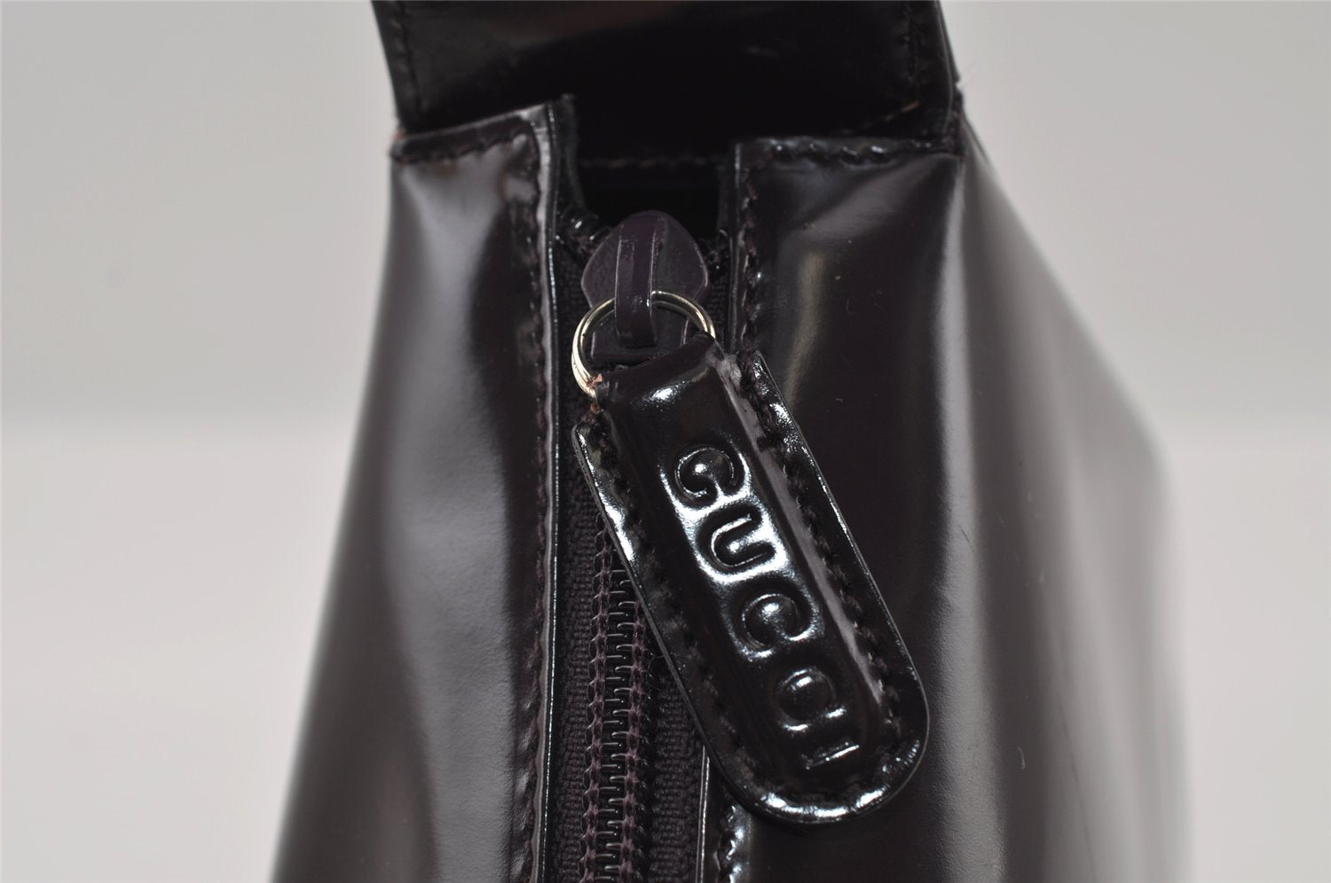 Authentic GUCCI Interlocking G Shoulder Bag Purse Enamel Dark Purple Junk 2057I