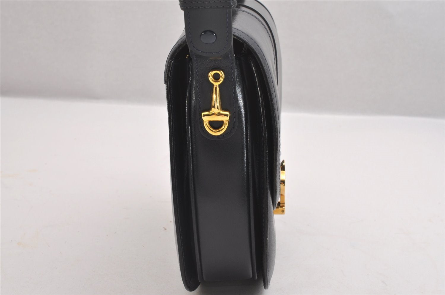 Authentic GUCCI Vintage Shoulder Cross Body Bag Purse Leather Black 2059I