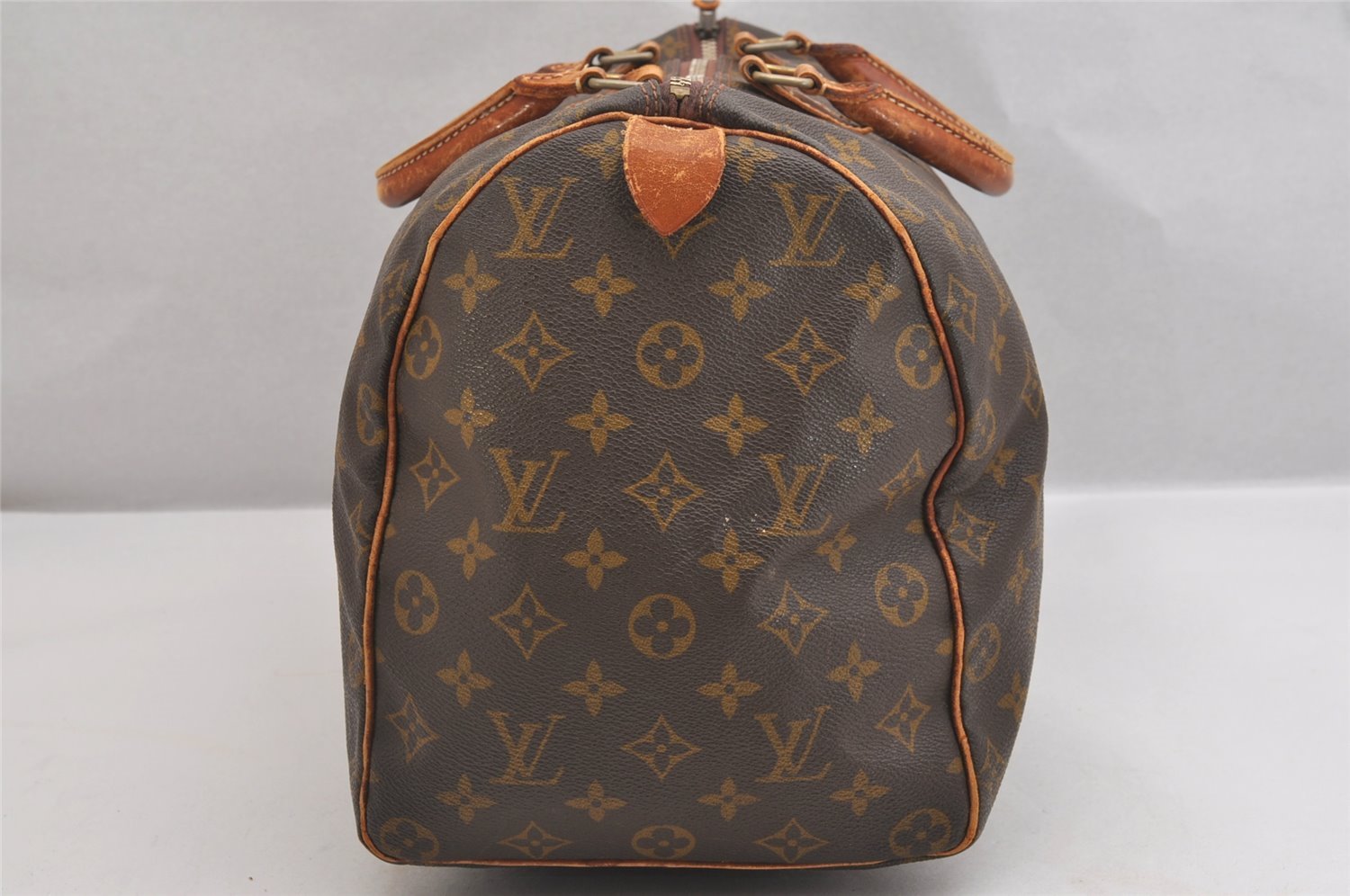 Authentic Louis Vuitton Monogram Speedy 40 Hand Boston Bag Old Model LV 2062I