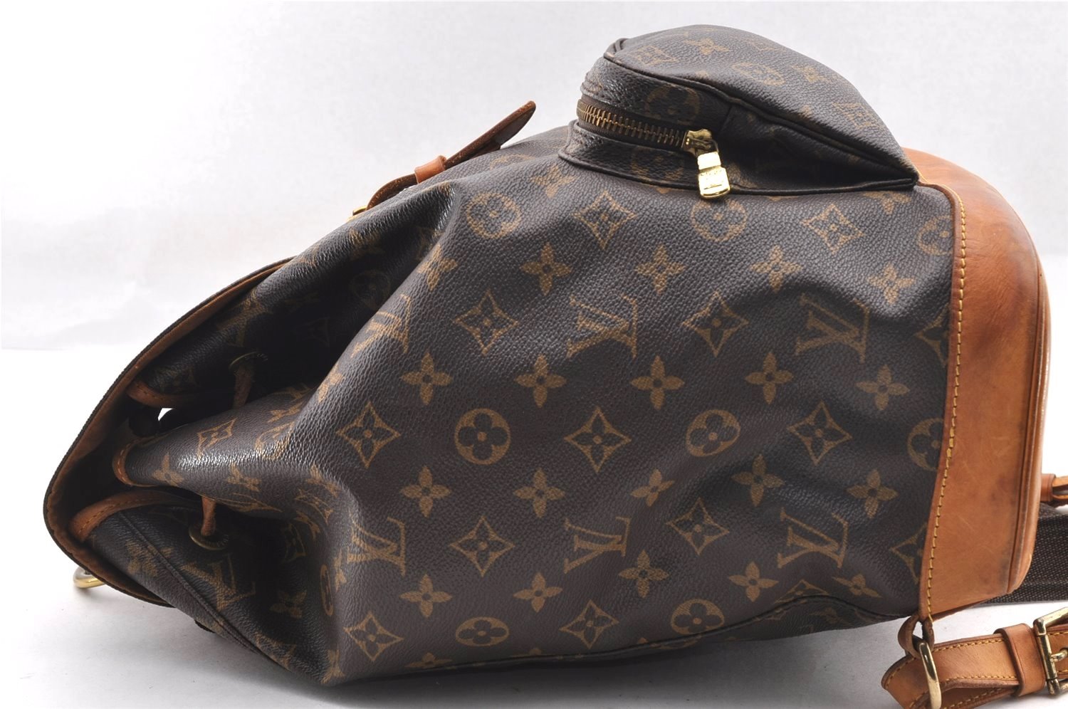 Authentic Louis Vuitton Monogram Montsouris GM Backpack M51135 LV 2063I