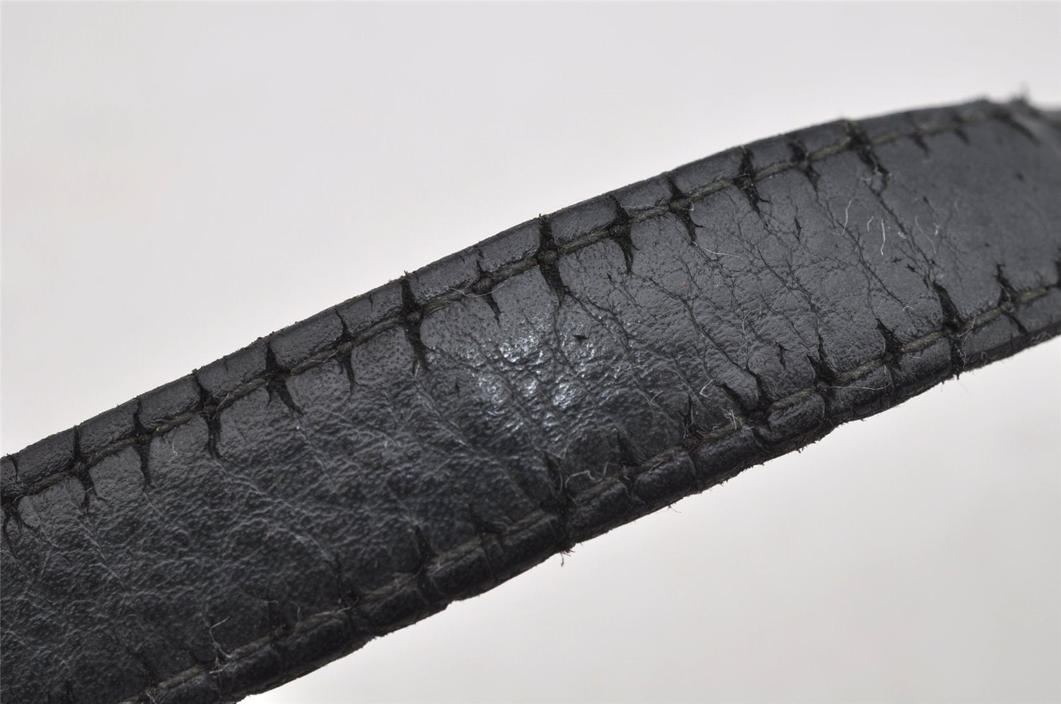 Authentic GUCCI Guccissima GG Leather Shoulder Cross Body Bag 201447 Black 2067I