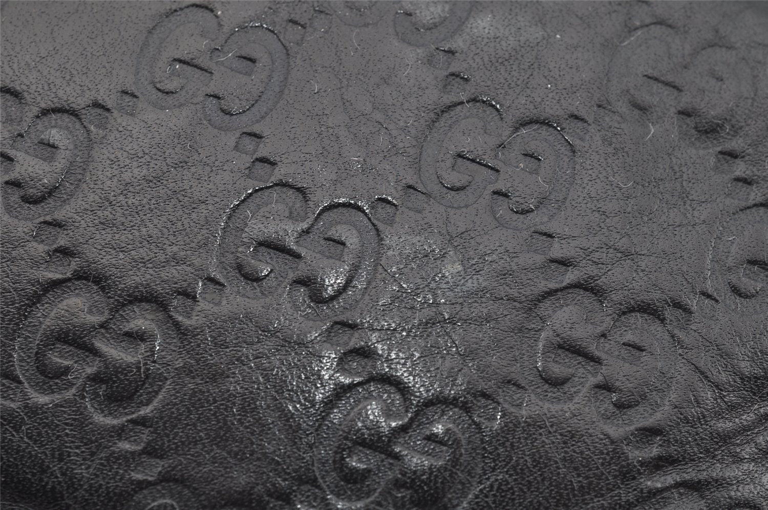 Authentic GUCCI Guccissima GG Leather Shoulder Cross Body Bag 201447 Black 2067I