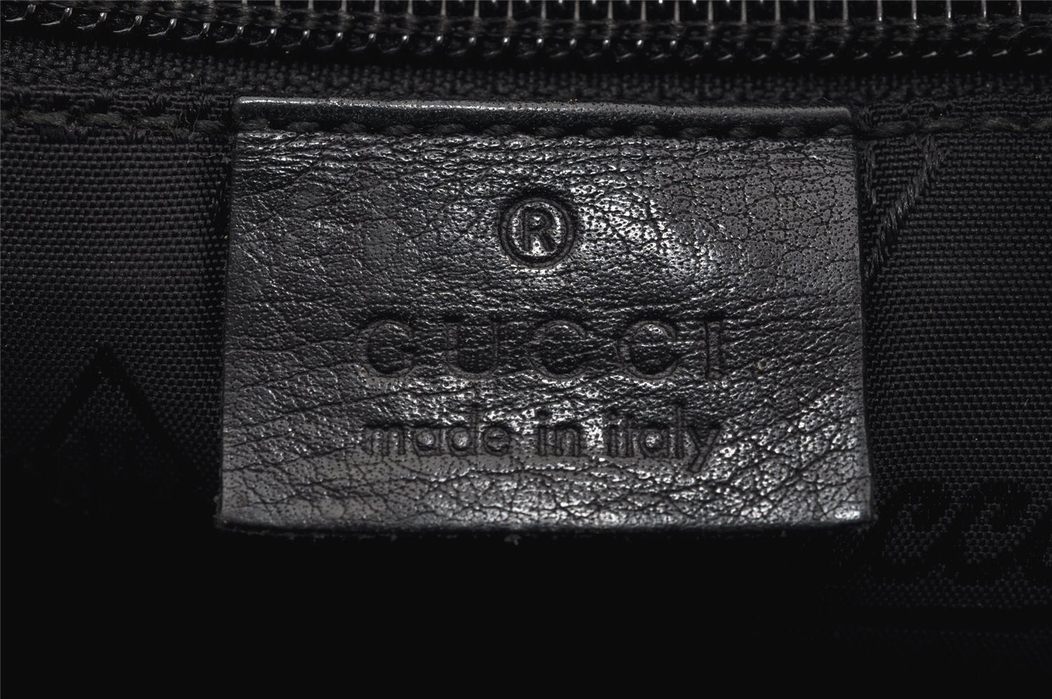 Authentic GUCCI Guccissima GG Leather Shoulder Cross Body Bag 201447 Black 2067I