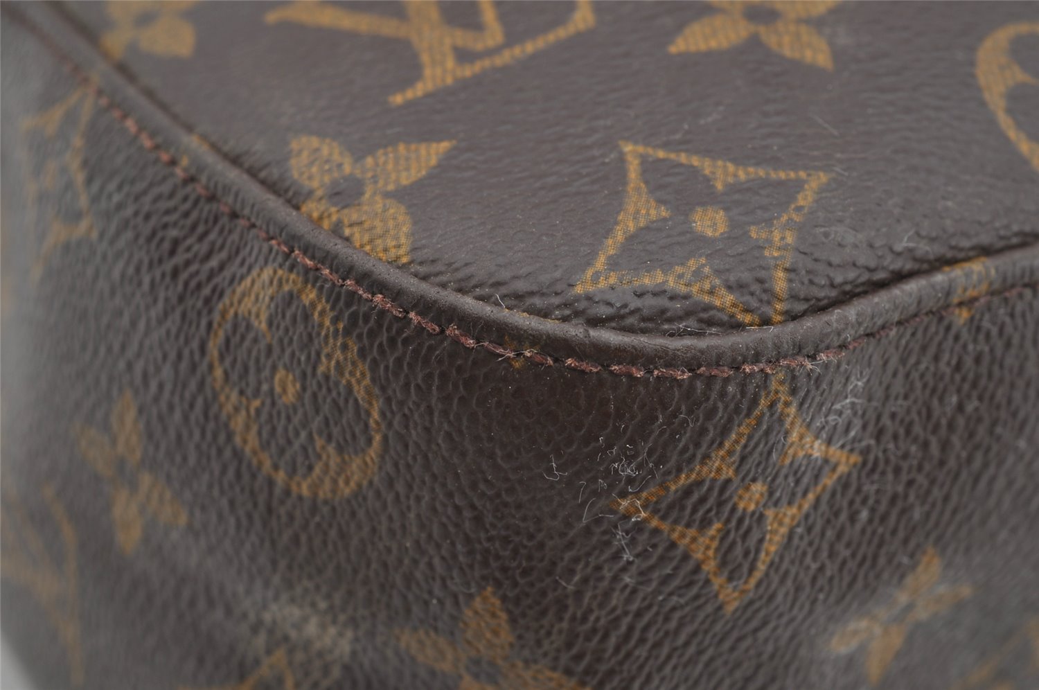 Authentic Louis Vuitton Monogram Looping GM Shoulder Bag M51145 LV 2068I