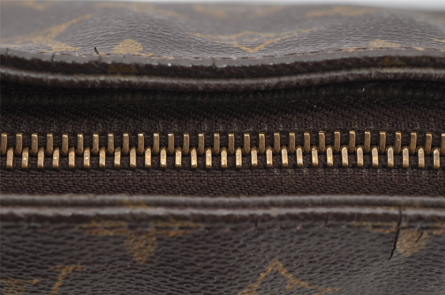 Authentic Louis Vuitton Monogram Looping GM Shoulder Bag M51145 LV 2068I