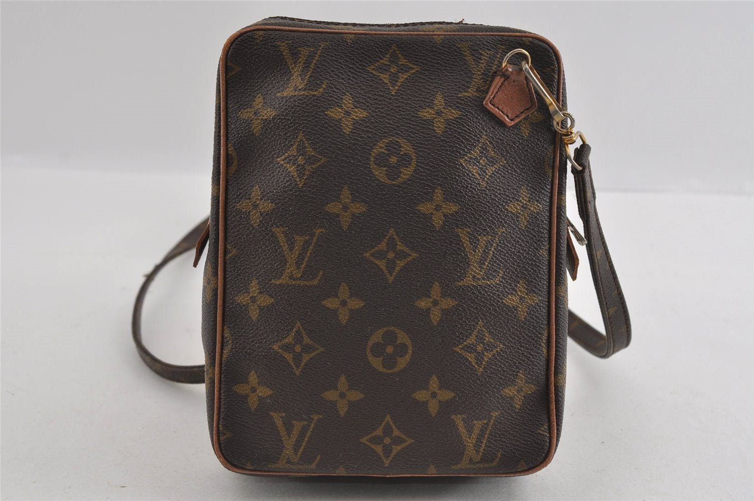 Authentic Louis Vuitton Monogram Danube Shoulder Cross Bag Old Model LV 2070I