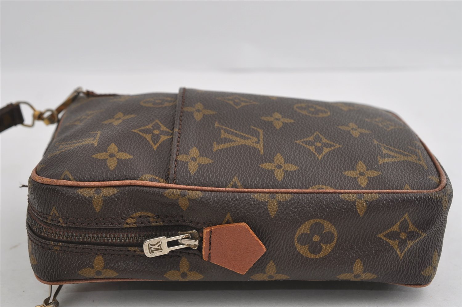Authentic Louis Vuitton Monogram Danube Shoulder Cross Bag Old Model LV 2070I