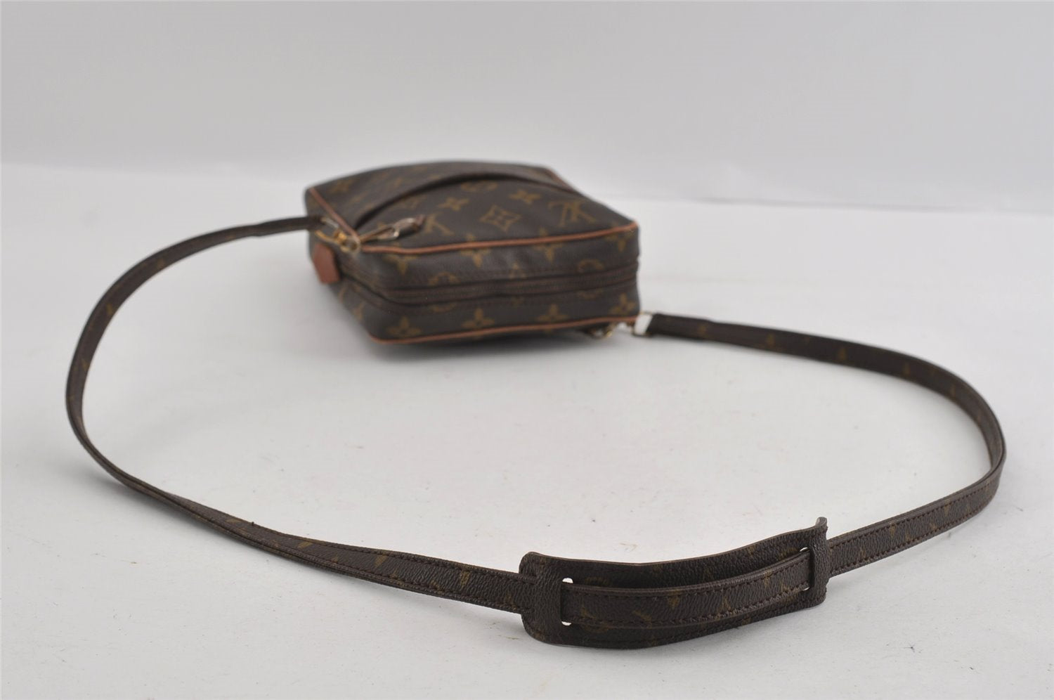 Authentic Louis Vuitton Monogram Danube Shoulder Cross Bag Old Model LV 2070I