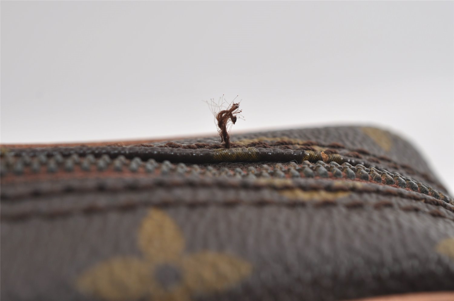 Authentic Louis Vuitton Monogram Danube Shoulder Cross Bag Old Model LV 2070I