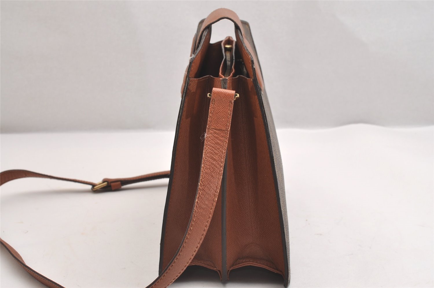 Authentic Louis Vuitton Monogram Courcelles Shoulder Cross Bag M51375 LV 2081I