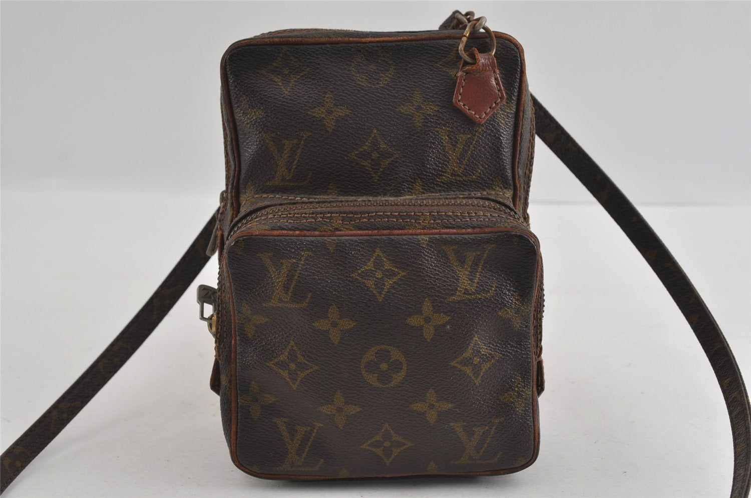 Authentic Louis Vuitton Monogram Amazone Shoulder Cross Bag Old Model Junk 2087I