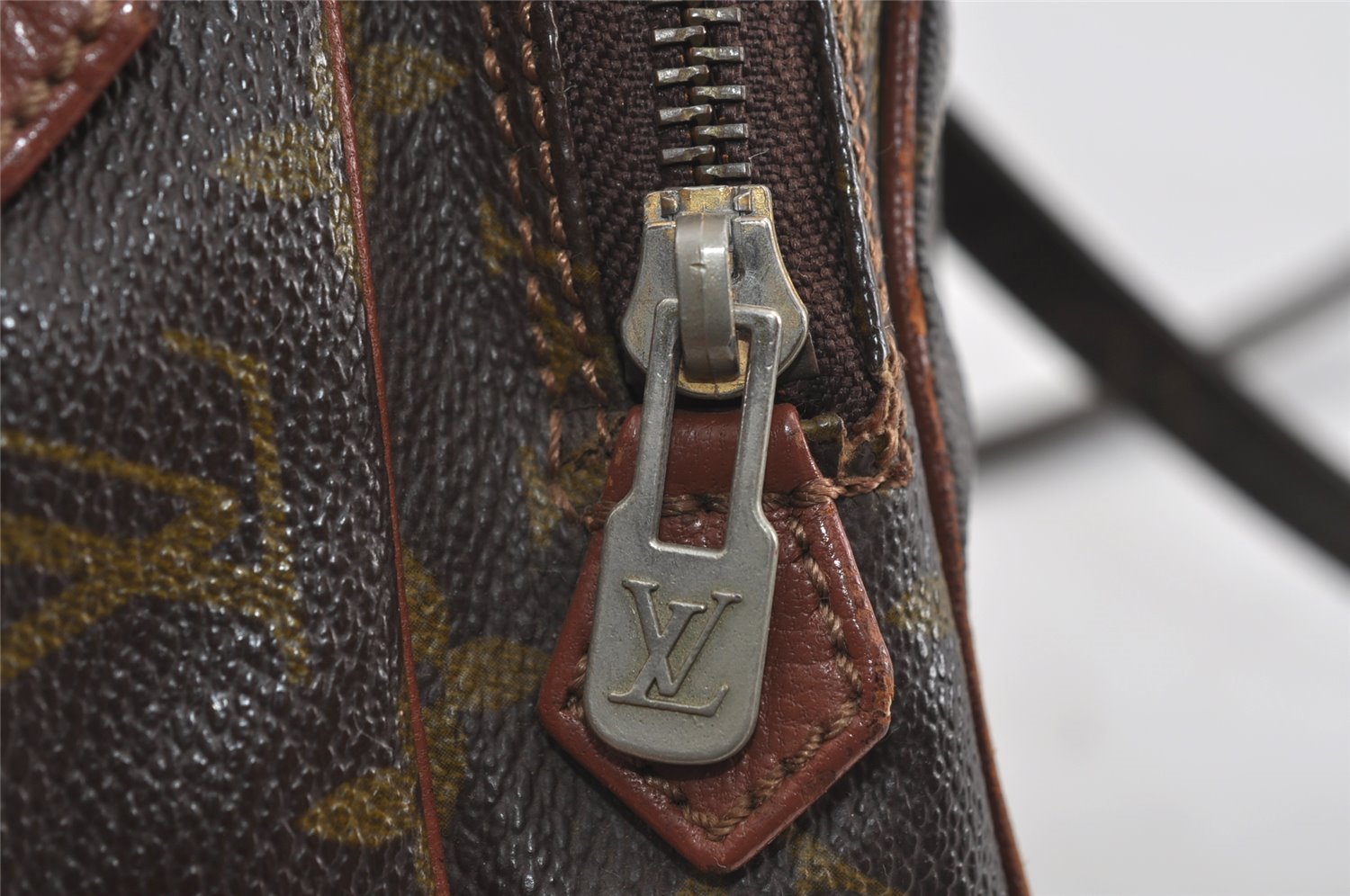 Authentic Louis Vuitton Monogram Amazone Shoulder Cross Bag Old Model Junk 2087I