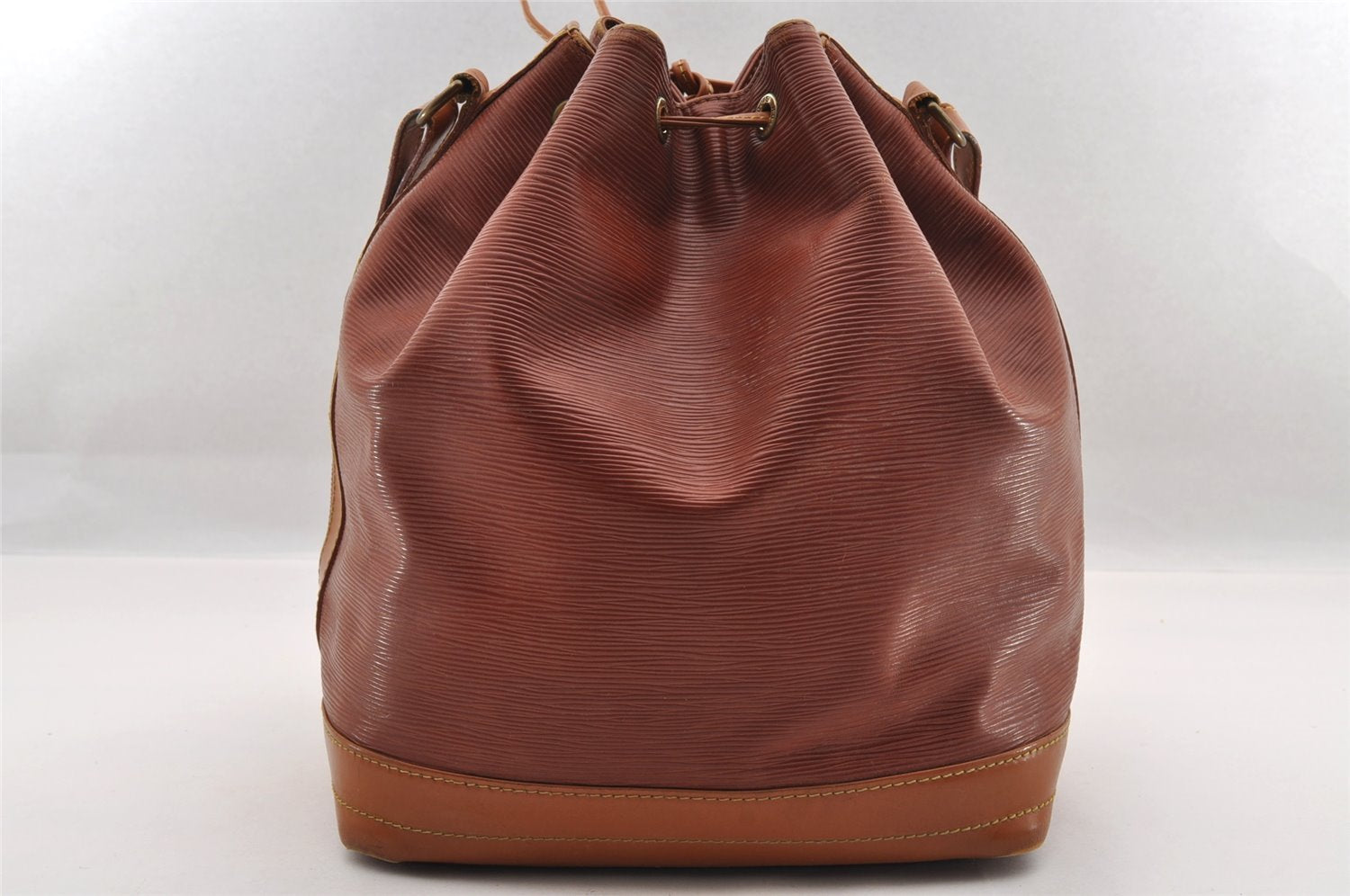 Authentic Louis Vuitton Epi Noe Bi-color Brown Drawstring Bag M44028 LV 2096I