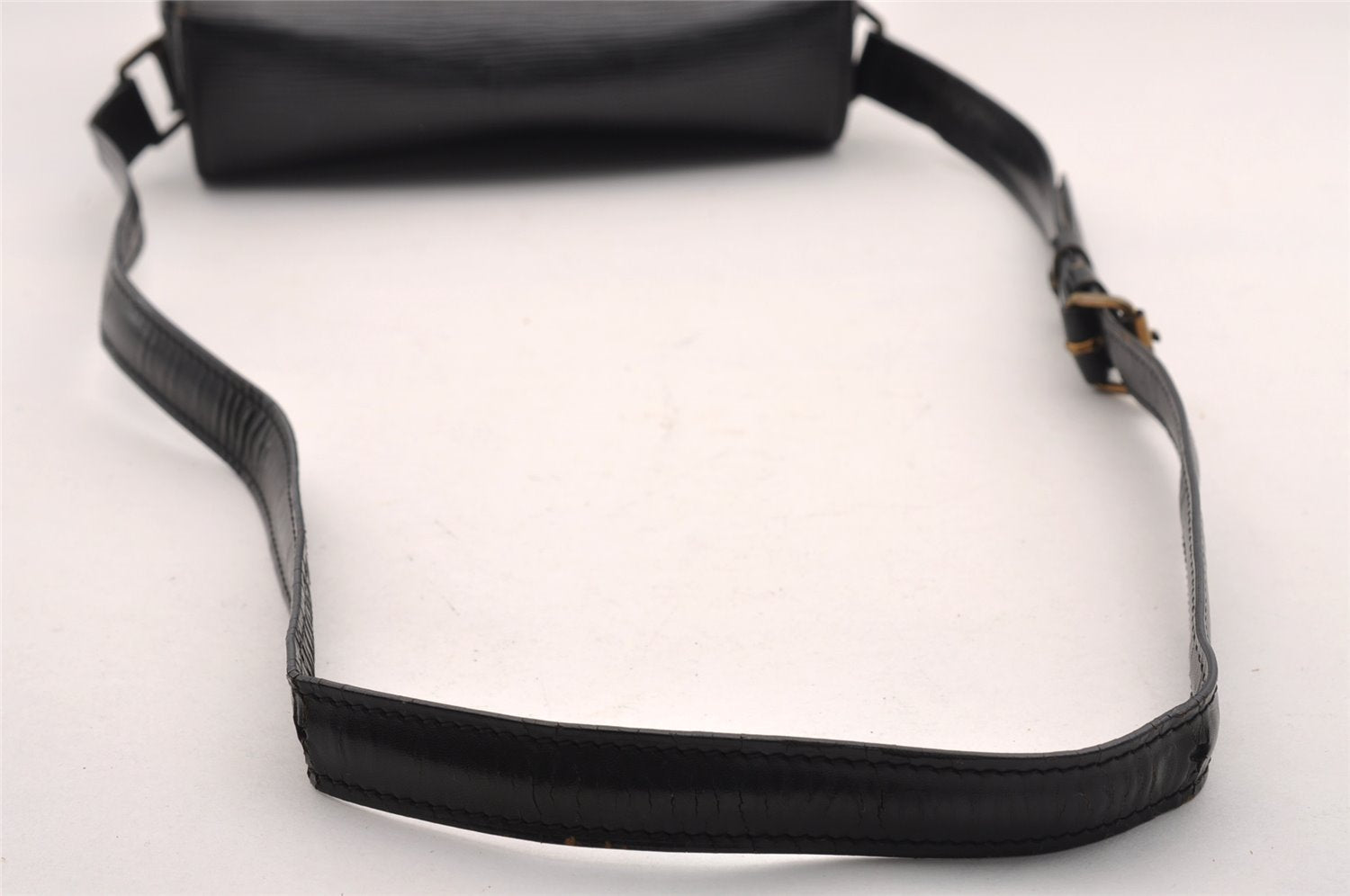 Authentic Louis Vuitton Epi Cartouchiere MM Shoulder Bag Black M52242 LV 2105I