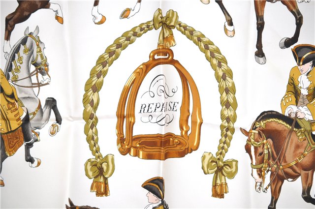 Authentic HERMES Carre 90 Scarf 