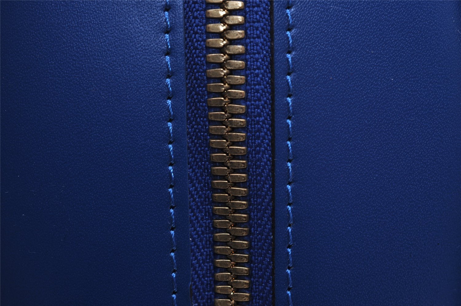 Authentic Louis Vuitton Epi Dauphine GM Cosmetic Pouch Blue M48435 LV 2116I